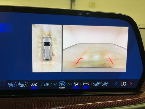 New 2026 Chevrolet Traverse RS image 24