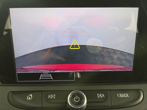 Used 2022 Chevrolet Blazer LT image 18