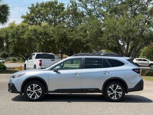 Used 2020 Subaru Outback Limited XT w/ Popular Package #2 AWD/4WD image 4