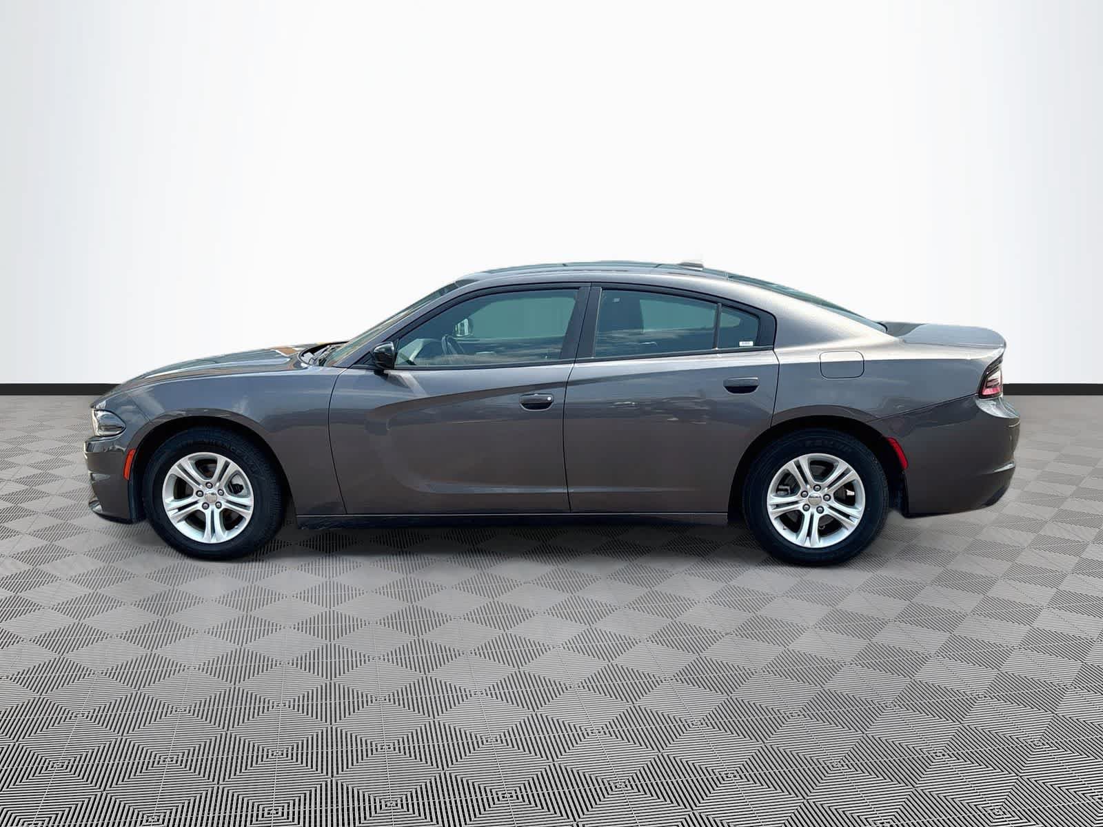 Used 2023 Dodge Charger SXT RWD image 8