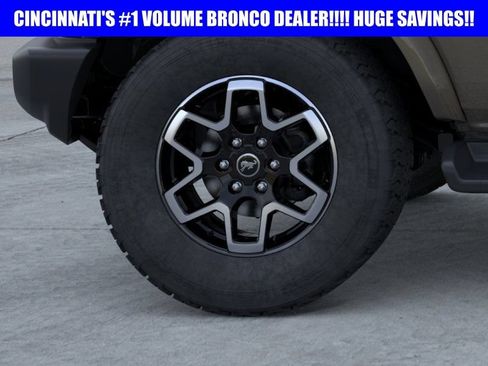 New 2026 Ford Bronco Outer Banks AWD/4WD image 21