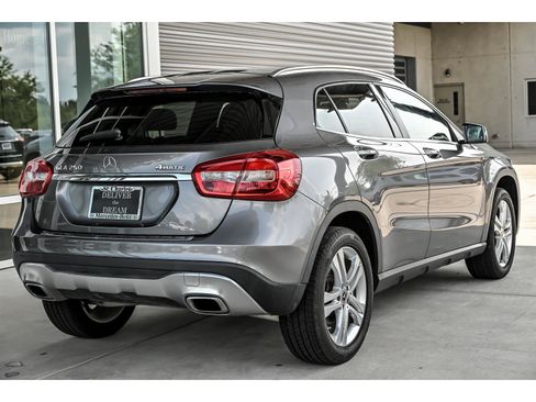 Used 2019 Mercedes-Benz GLA 250 4MATIC image 8