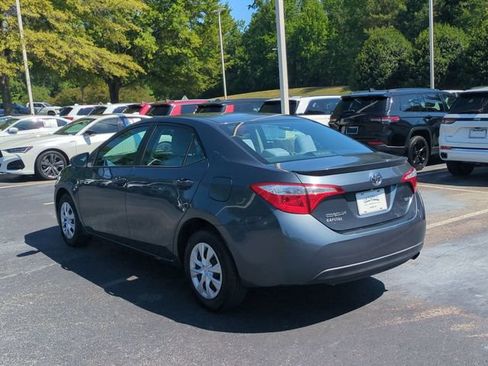 Used 2016 Toyota Corolla LE FWD image 3