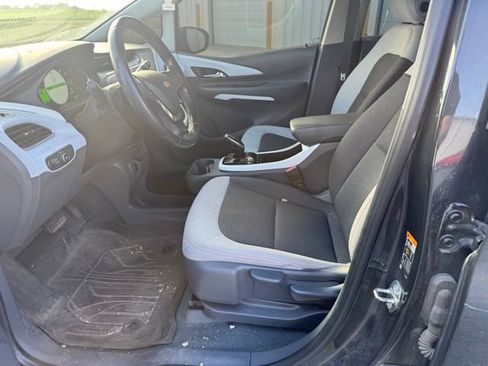 Used 2020 Chevrolet Bolt LT FWD image 10