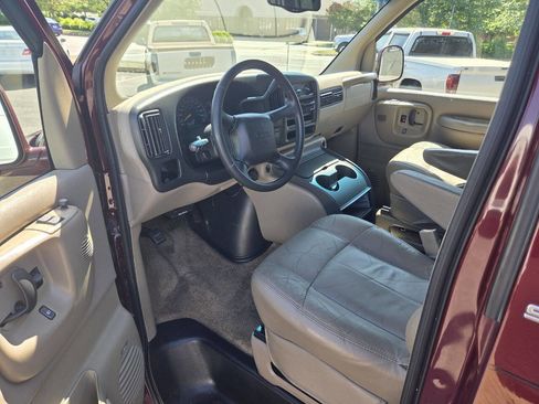 Used 2001 GMC Savana 1500 SLT RWD image 8