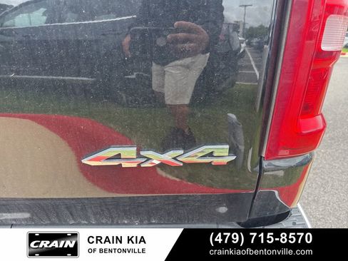 Used 2025 RAM 1500 Laramie AWD/4WD image 14