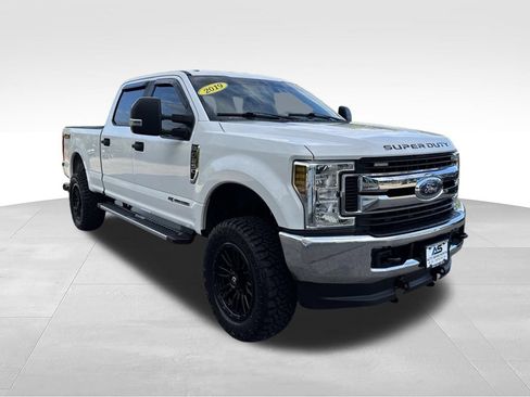 Used 2019 Ford F250 XL w/ STX Appearance Package AWD/4WD image 10