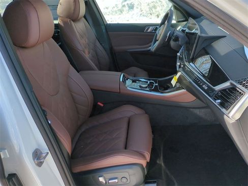 New 2026 BMW X5 xDrive40i w/ M Sport Package image 28