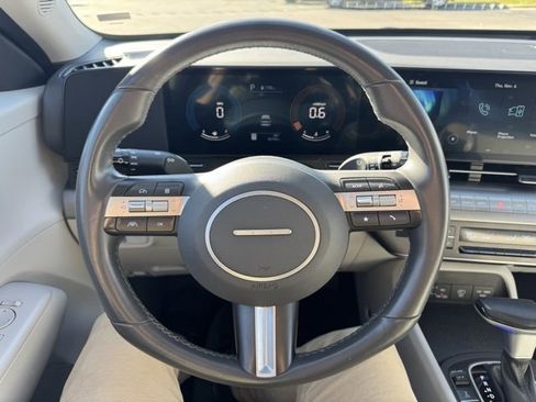 Used 2024 Hyundai Kona SEL image 19