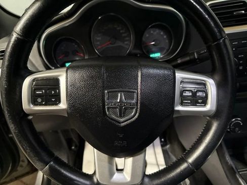 Used 2012 Dodge Avenger SXT FWD image 12