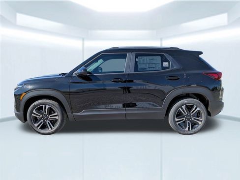 New 2026 Chevrolet TrailBlazer LT w/ LPO, Blackout Package image 2