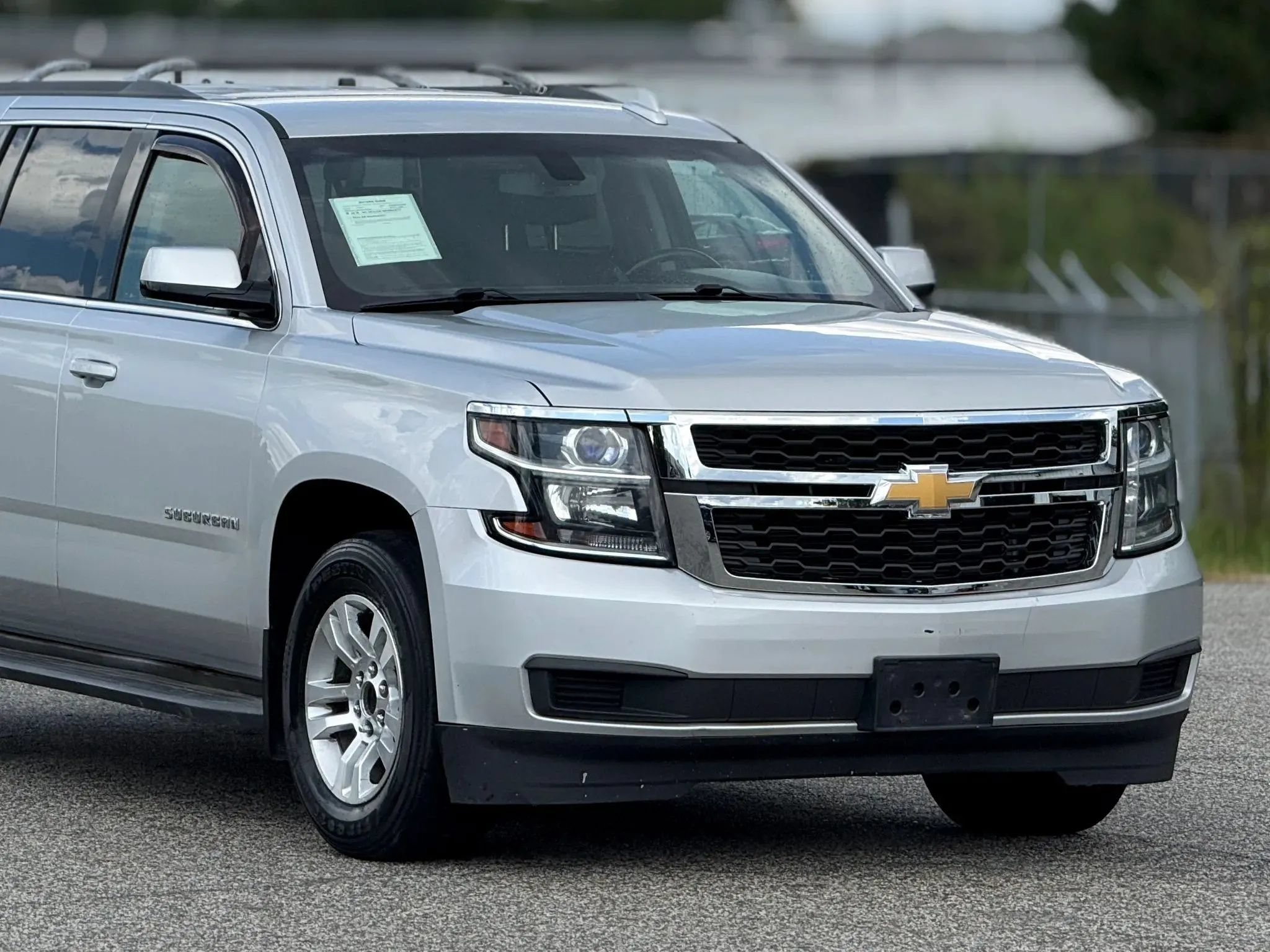 Used 2017 Chevrolet Suburban LS AWD/4WD image 15