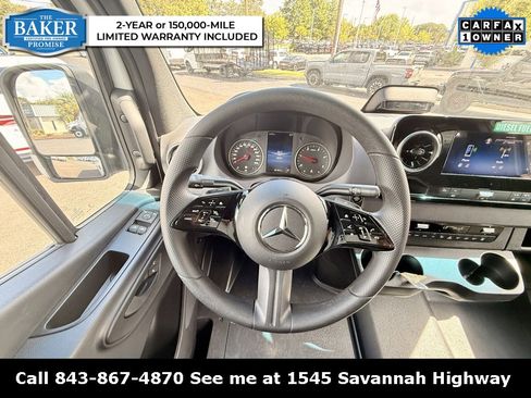 Used 2025 Mercedes-Benz Sprinter 2500 image 18