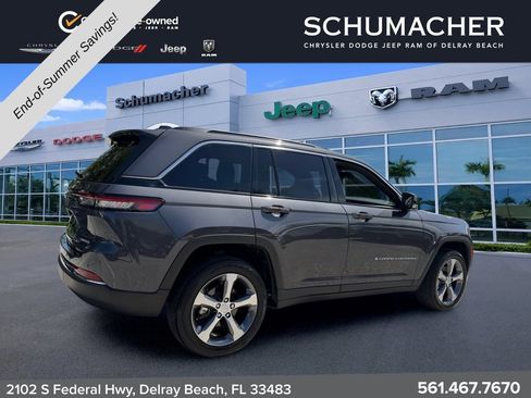 Certified 2024 Jeep Grand Cherokee Limited w/ Luxury Tech Group II RWD image 7