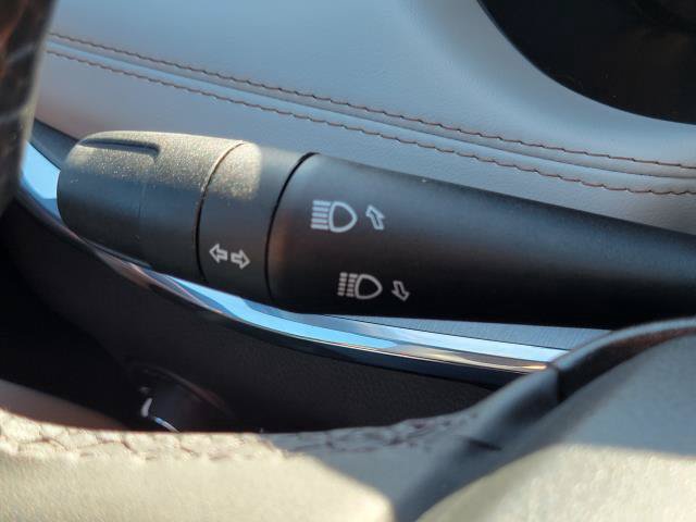 Certified 2023 Jeep Compass Limited w/ Elite Group AWD/4WD image 10