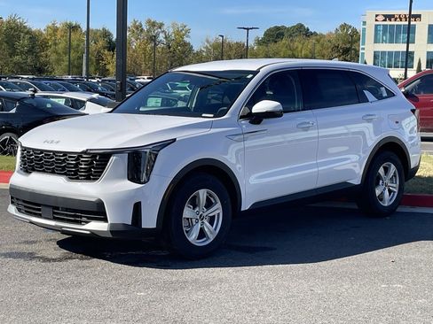 New 2026 Kia Sorento LX image 2