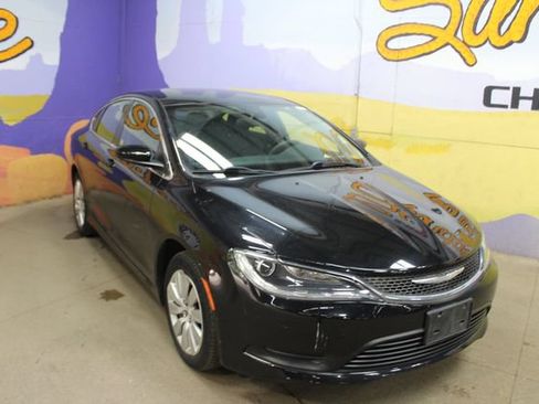 Used 2015 Chrysler 200 LX FWD image 2