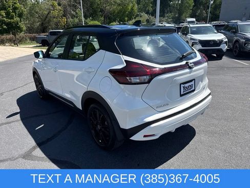 Used 2023 Nissan Kicks SR w/ SR Premium Package FWD image 6