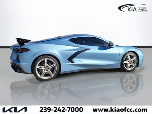Used 2023 Chevrolet Corvette Stingray Preferred Cpe w/ 2LT image 3
