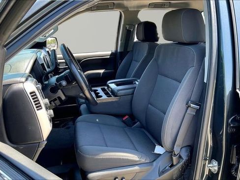Used 2019 GMC Sierra 1500 SLE w/ SLE Value Package AWD/4WD image 15