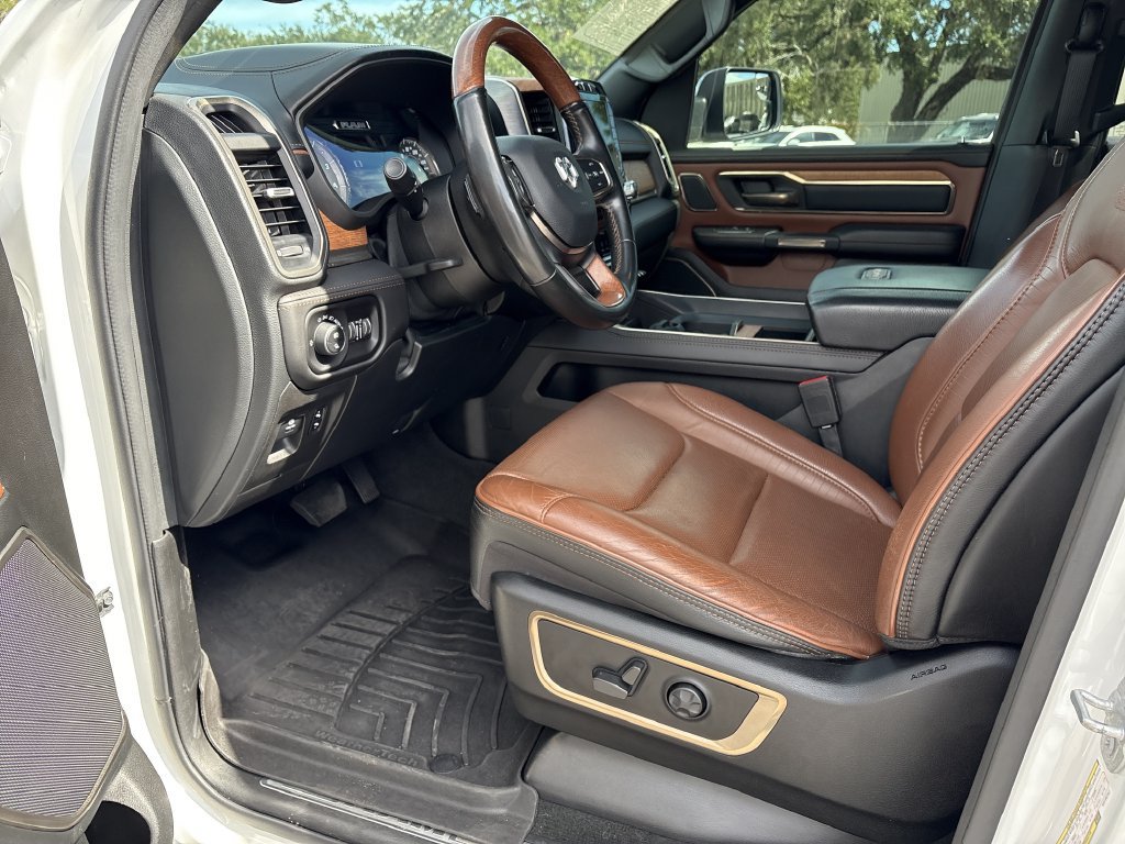 Used 2022 RAM 1500 Limited AWD/4WD image 10