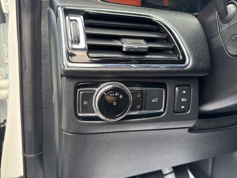 Used 2020 Lincoln Navigator L Reserve w/ Equipment Group 208A Reserve image 18