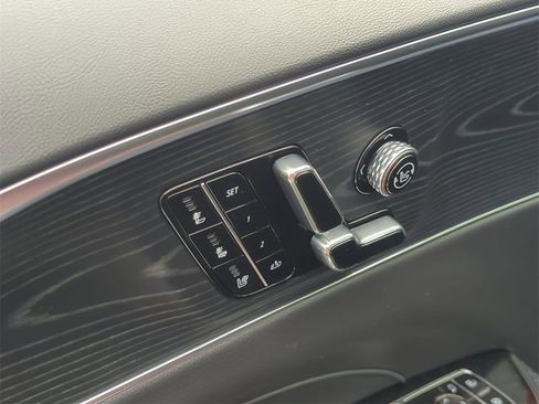 Used 2026 Cadillac Lyriq V image 20