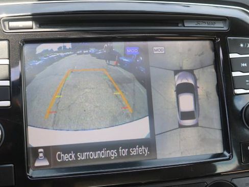 Used 2018 Nissan Maxima Platinum FWD image 18