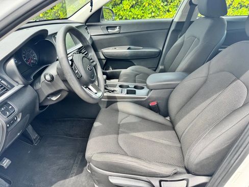 Used 2020 Kia Optima LX image 13