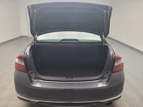 Used 2017 Honda Accord LX image 29