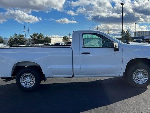 New 2026 Chevrolet Silverado 1500 W/T image 4