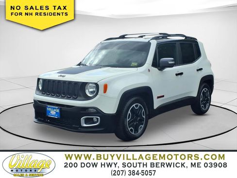 Used 2016 Jeep Renegade Trailhawk AWD/4WD image 2