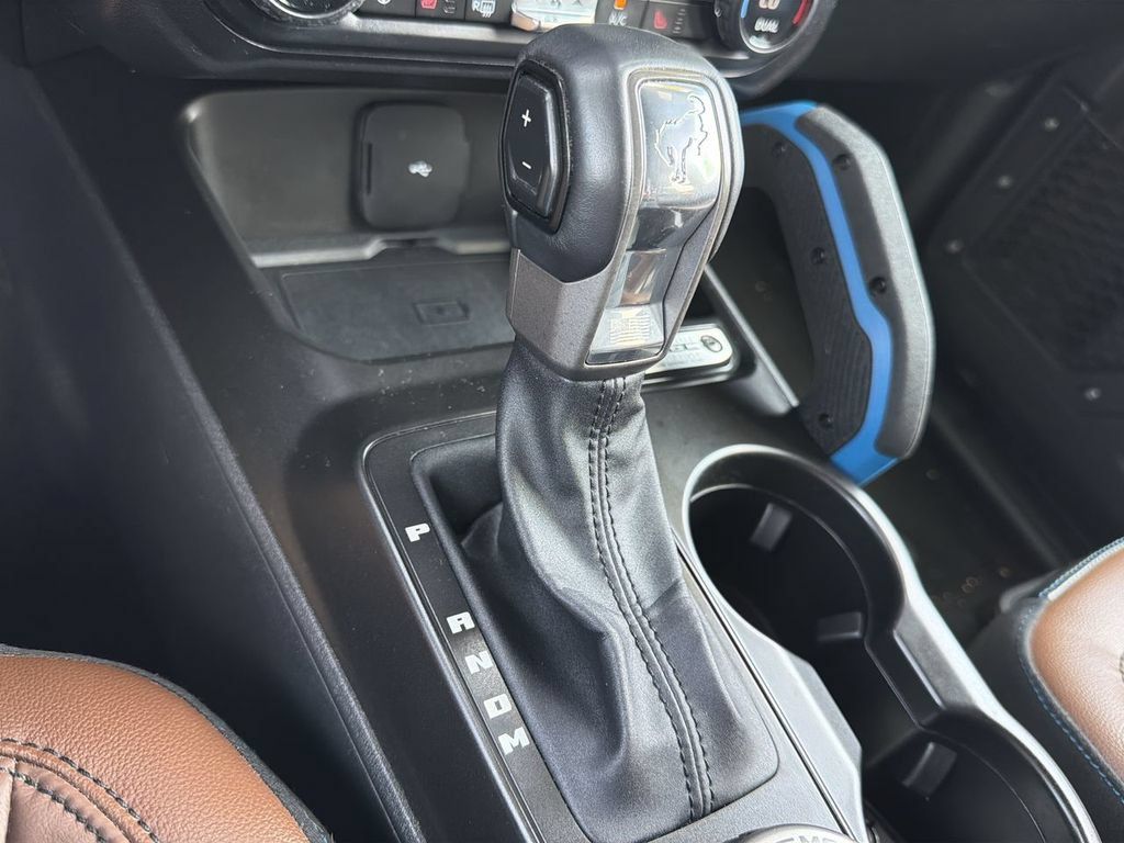Used 2021 Ford Bronco Outer Banks AWD/4WD image 19
