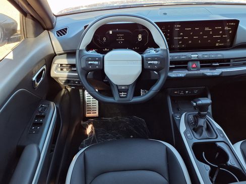 New 2025 Kia K4 GT-Line Turbo image 6