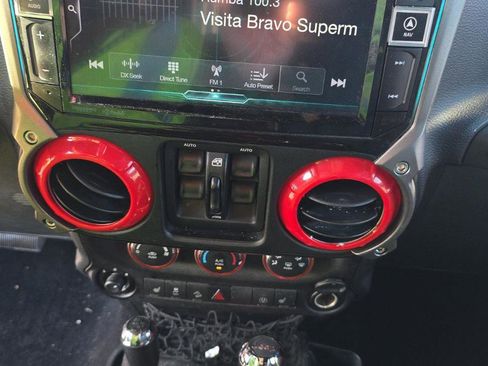 Used 2015 Jeep Wrangler Unlimited Sahara w/ Max Tow Package image 11