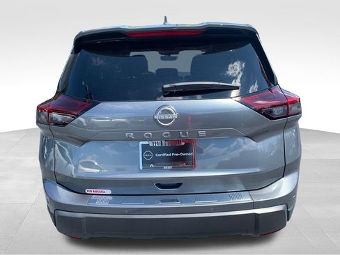 Used 2025 Nissan Rogue SV FWD image 5
