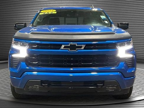 Used 2023 Chevrolet Silverado 1500 RST w/ Convenience Package II AWD/4WD image 2
