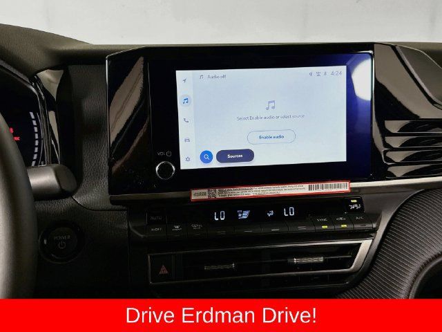 Used 2026 Toyota Camry SE FWD image 20
