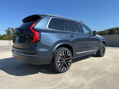 New 2026 Volvo XC90 B6 Plus w/ Protection Package Premier image 7