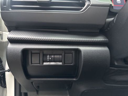 Used 2025 Subaru Crosstrek 2.5i Premium image 20