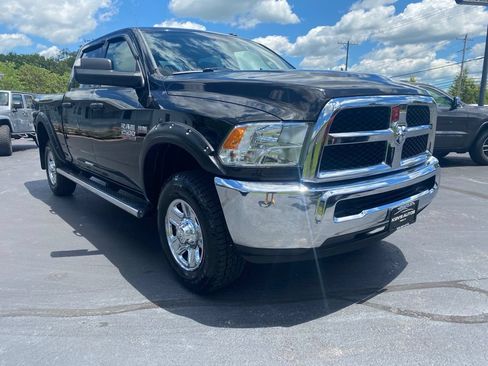 Used 2018 RAM 2500 Tradesman w/ Chrome Appearance Group AWD/4WD image 6