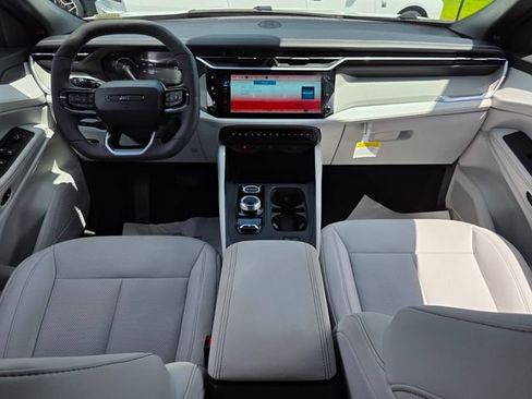 Used 2026 Jeep Cherokee Limited AWD/4WD image 8