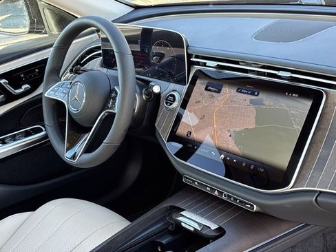 New 2026 Mercedes-Benz E 350 4MATIC Sedan image 25