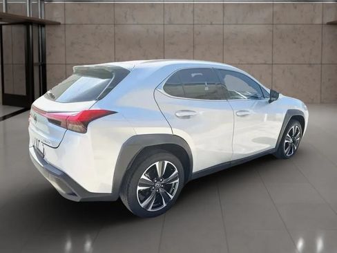 Used 2020 Lexus UX 200 w/ Accessory Package 2 FWD image 3
