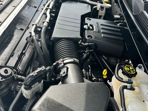 Used 2023 Chevrolet Silverado 1500 W/T image 19