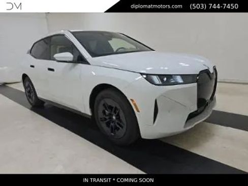Used 2026 BMW iX xDrive45 AWD/4WD image 3