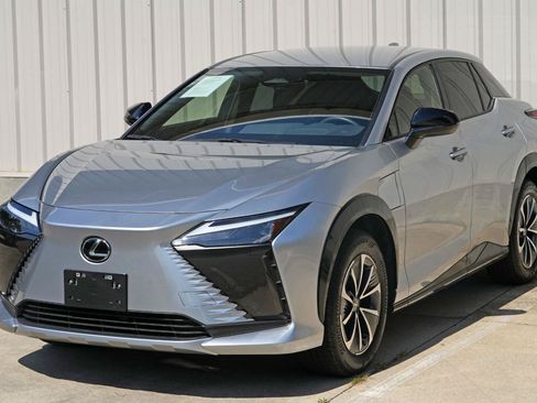 Used 2025 Lexus RZ 300e w/ Accessory Package (Z1) FWD image 45