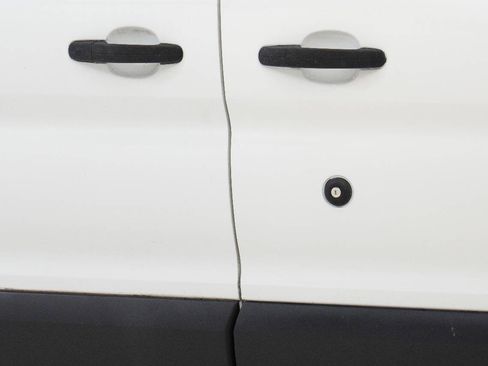 Used 2015 Ford Transit 350 XLT image 16