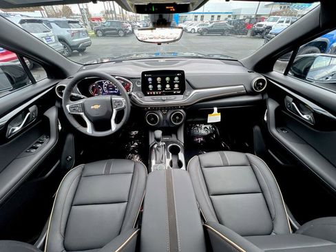 New 2025 Chevrolet Blazer Premier w/ Driver Confidence II Package AWD/4WD image 18