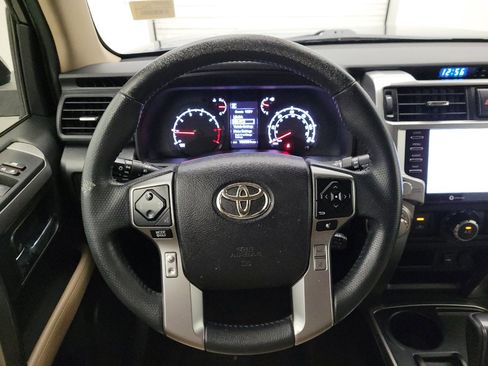 Used 2021 Toyota 4Runner SR5 Premium w/ Moonroof Package RWD image 22